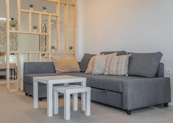 Loft The Pa By Paramount Holidays 아데제