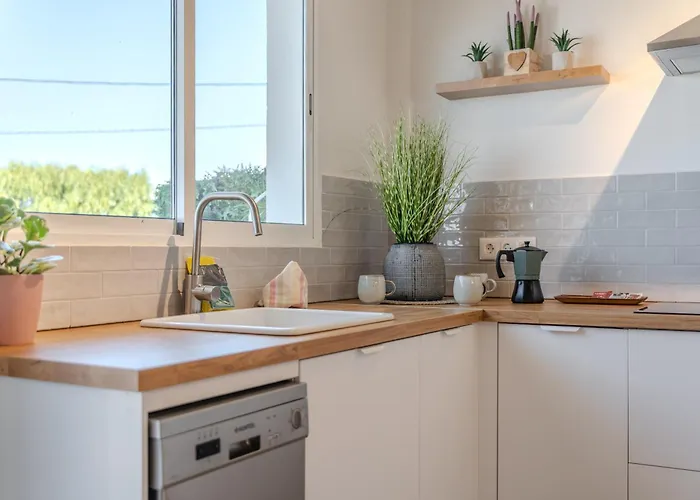 Loft The Pa By Paramount Holidays 아데제